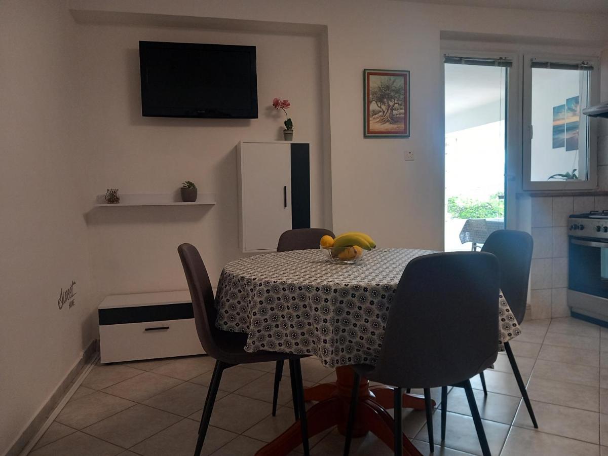 Apartman Iva كوتشيشته الغرفة الصورة