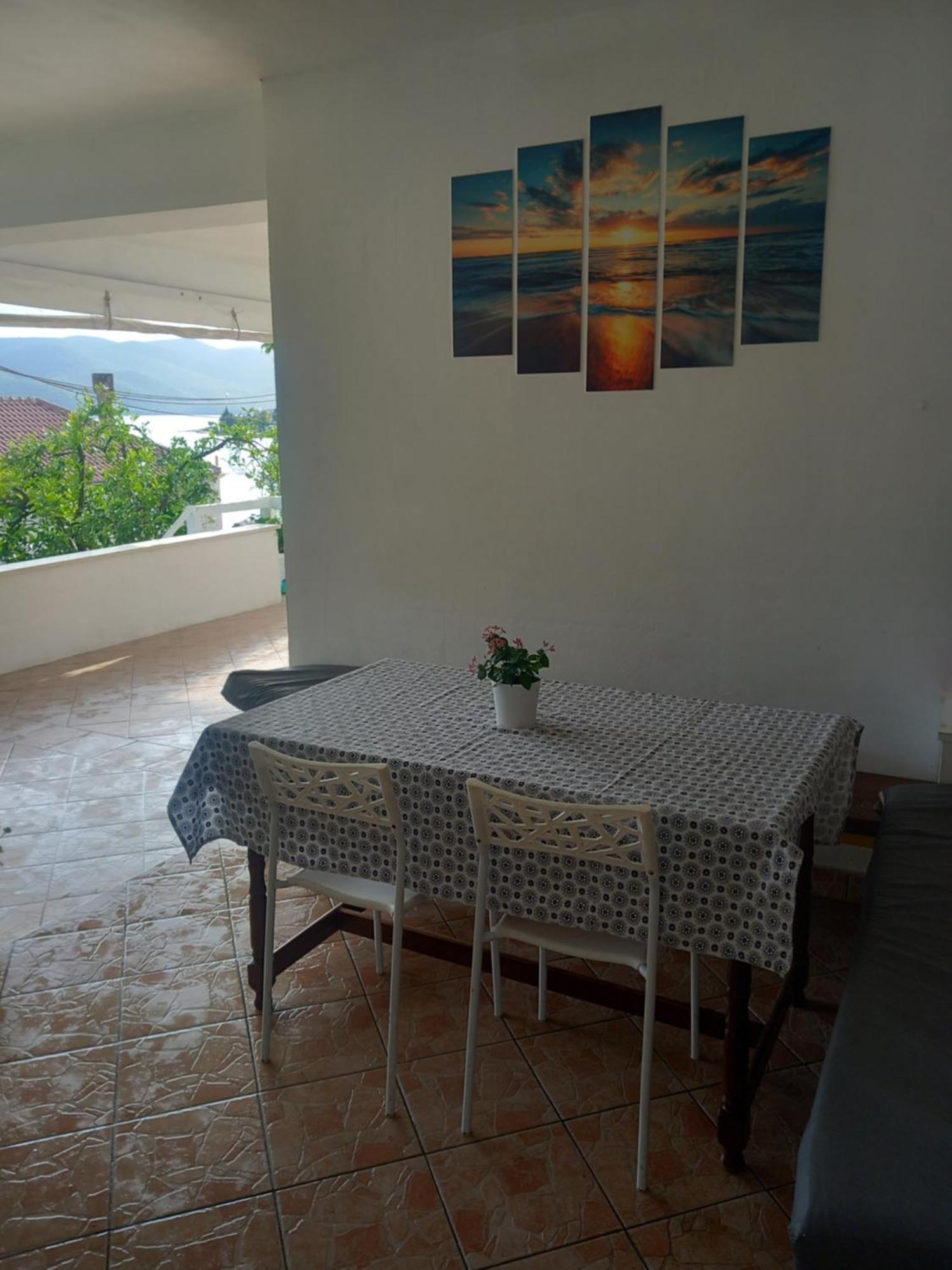 Apartman Iva كوتشيشته الغرفة الصورة